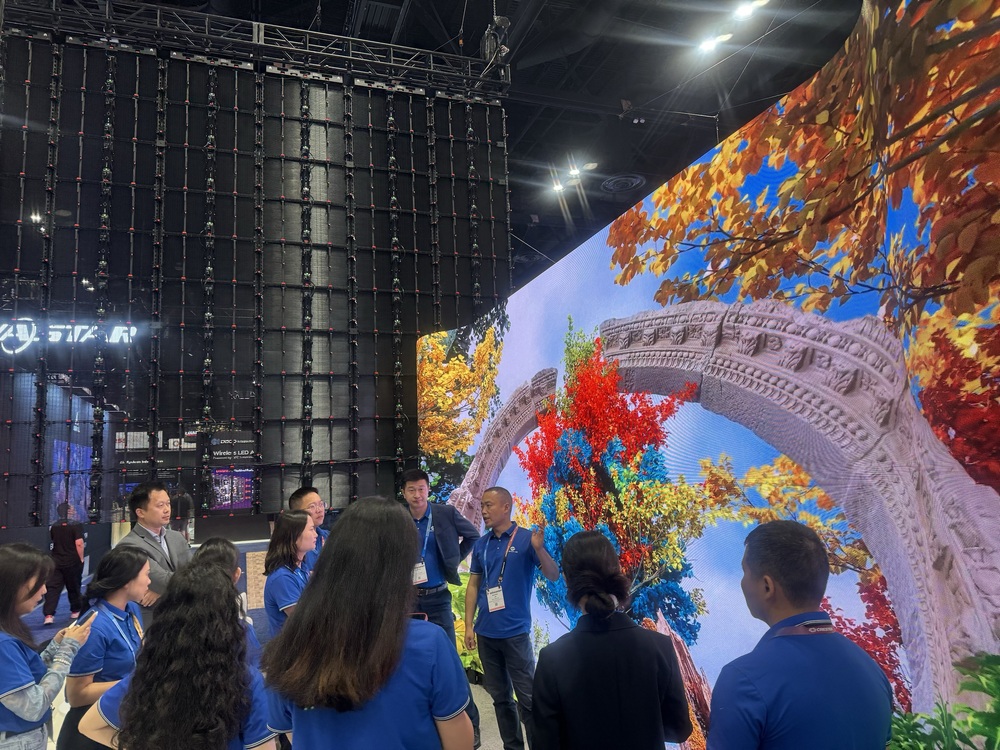 領(lǐng)燦InfoComm US 2025 LED租賃解決方案